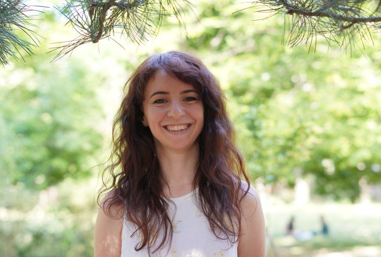 Adelina Dinu, instructor yoga