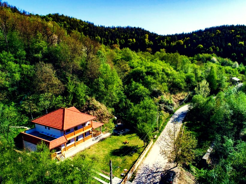 Casa din pădurile Buzăului